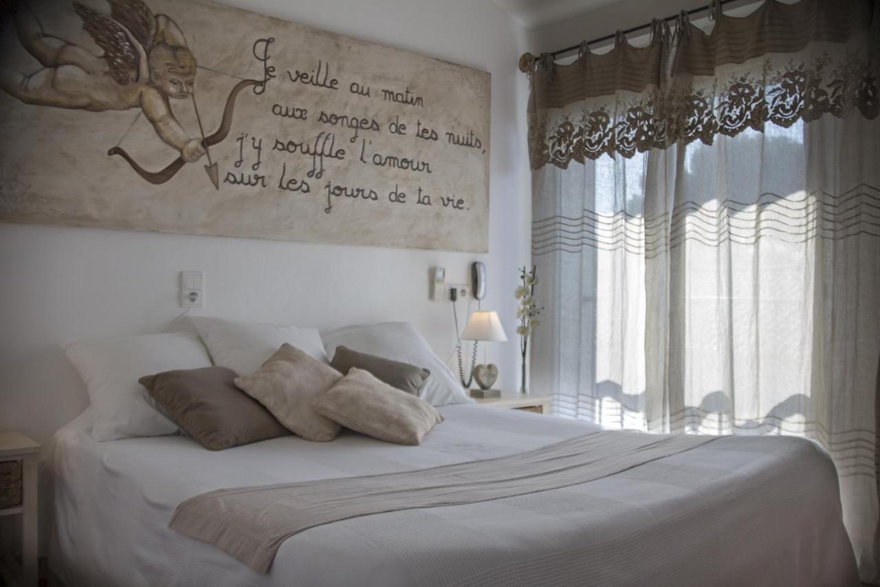 Hotel Le Mediterranee Hyeres Bagian luar foto